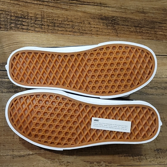 CLEARANCE!! Women's Vans Ward Gargoyle Snake - Picture 9 of 13